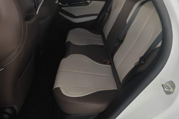 Used BYD Qin PLUS 2024 HONOR Edition DM-i 55KM Leading Model