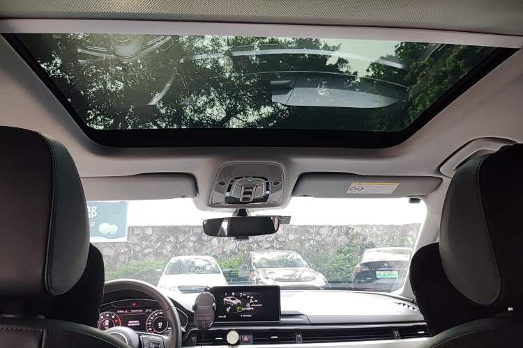 Used Audi A4L 2019 40 TFSI Fashion Edition China VI Emission Standard