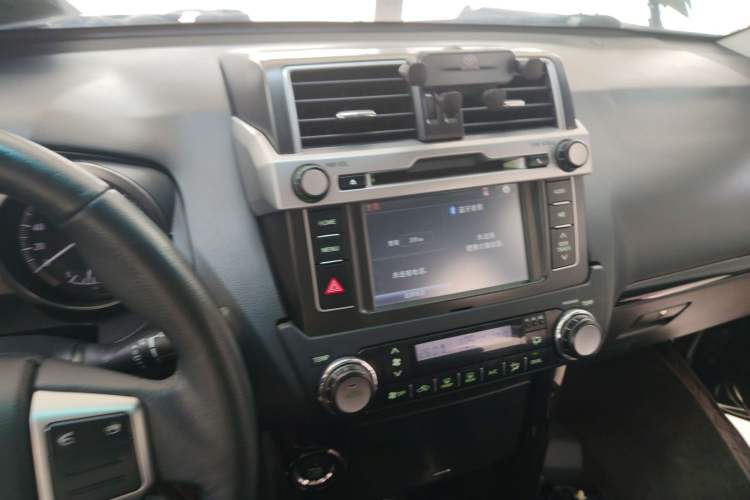Used Toyota Prado 2016 2.7L Automatic Standard Edition Audio And AC Panel