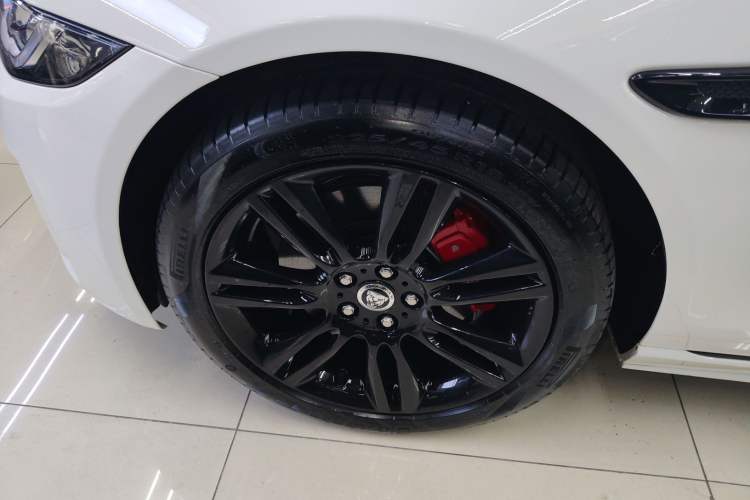 Used Jaguar XEL 2024 2.0T 250 PS R-DYNAMIC S Ebony Black Sport Edition
