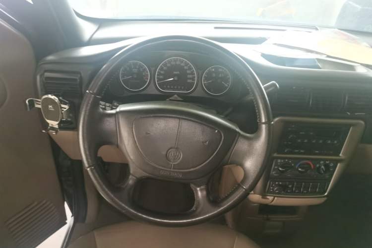 Used Buick GL8 2007 2.5L GT Elite Edition Steering Wheel