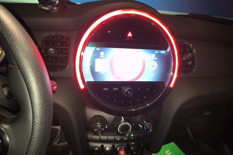 Used MINI 2022 1.5T ONE Five-Door PLUS
