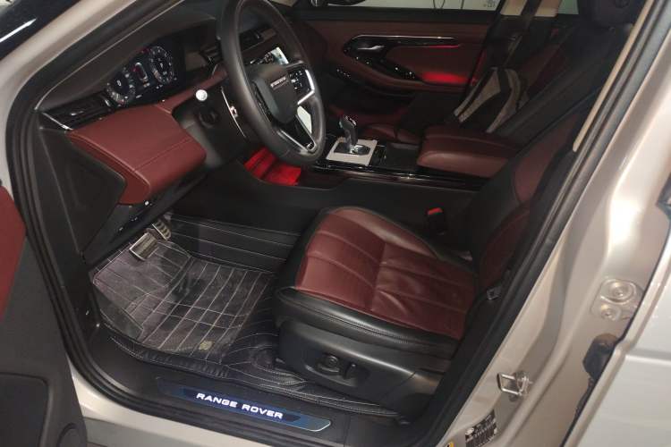 Used Land Rover Range Evoque 2023 Aurora L 249 PS Luxury Edition