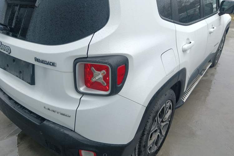 Used Jeep Renegade 2016 1.4T Automatic Smart Edition
