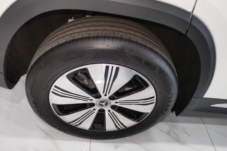 Used Mercedes-Benz EQA 2025 EQA 260
