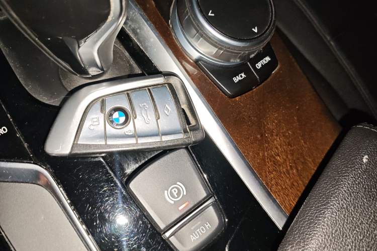 Used BMW 5 Series 2018 525Li Luxury Package