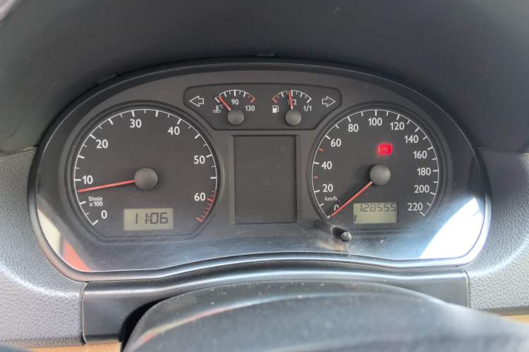 Used Volkswagen Polo 2007 Jingqing 1.4L Manual Fashion Edition
