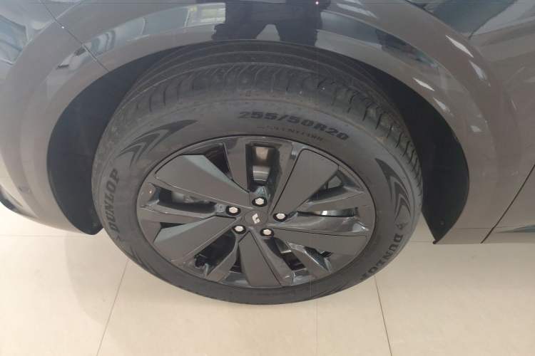 Used Li Auto L6 2025 Max Smart Refresh Edition Left Front Wheel Hub