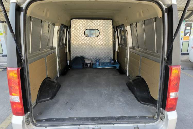 Used Dongfeng Xiaokang C35 2019 1.5L Base Version II Sedan China VI Emission Standard DK15