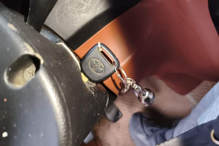 Used Suzuki Landy 2009 1.4L Manual Comfort Version Sunlight Edition Vehicle Key