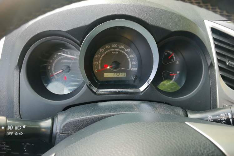 Used Huanghai Jiaolong 2018 2.4L 4x4 Gasoline Classic Interior Sport Edition 4G69S4N