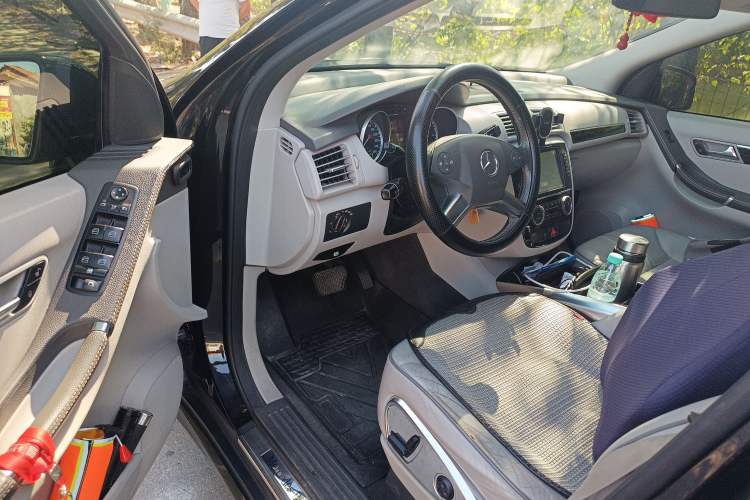 Used Mercedes-Benz R-Class 2014 R 320 4MATIC Luxury Model Driver Seat