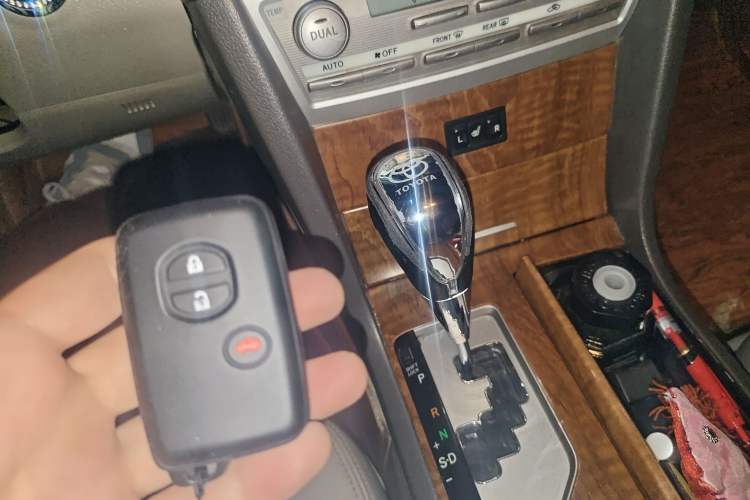 Used Toyota Camry 2010 240G Luxury Edition