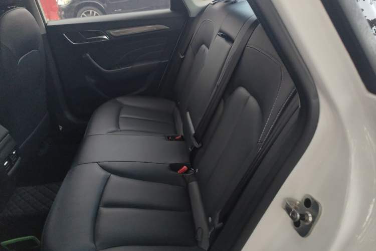 Used Roewe i6 2019 PLUS 1.6L CVT 4G Connected Flagship Deluxe Edition
