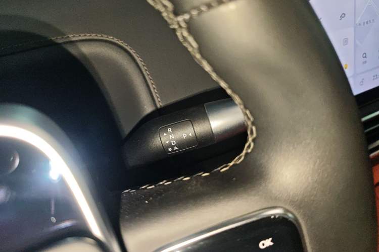 Used Li Auto L8 2023 Pro Model
