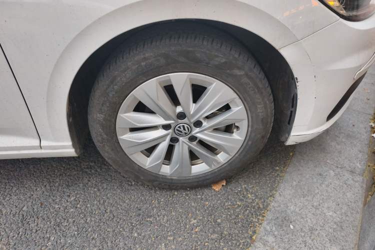 Used Volkswagen Lavida 2018 Hatchback 200TSI DSG Comfort Edition China V Standard Exterior 1