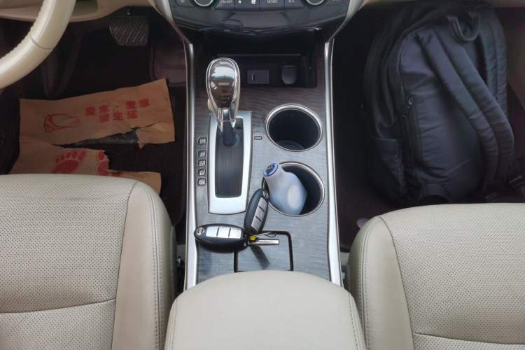 Used Nissan Teana 2013 2.0L XL Comfort Edition Gear Lever