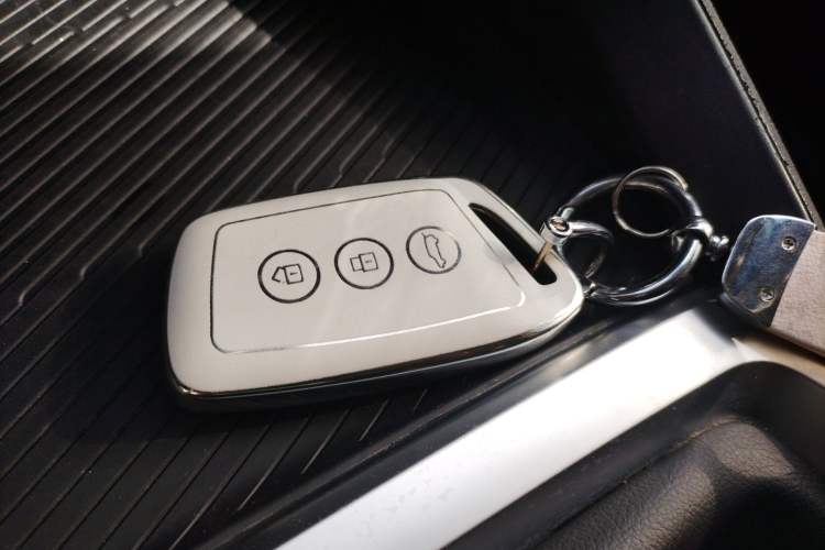 Used Baojun RM-5 2019 1.5L Manual Elite Edition with 24-hour Online Service 5 Seats
