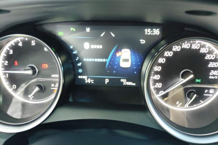 Used Toyota Camry 2021 2.0G Luxury Edition
