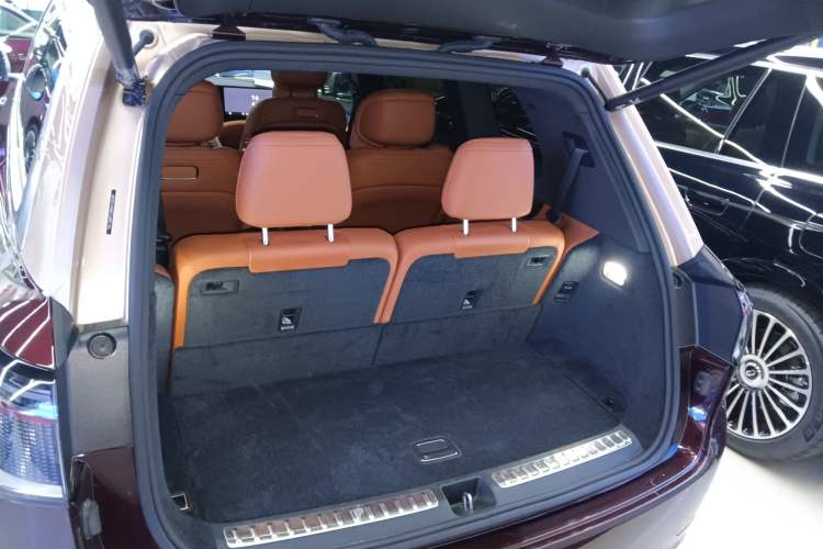 Used Hima AITO M9 2025 Extended-Range Ultra Version 52 kWh 6-Seater Trunk