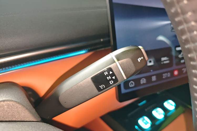 Used Deepal L07 2024 300Max Qiankun Intelligent Driving ADS SE Range-Extended Version
