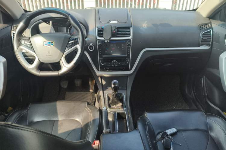 Used Geely Auto Emgrand 2016 Sedan 1.5L Manual Upward Edition