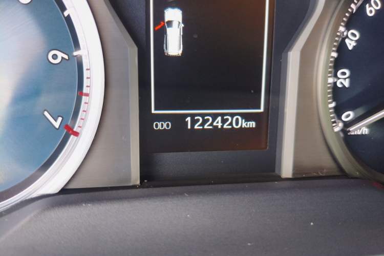 Used Toyota Prado 2018 3.5L Automatic TX-L with Rear-Mounted Spare Tire

