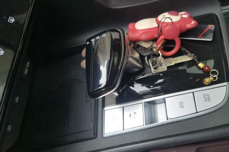 Used Hyundai Elantra 2022 1.5L CVT LUX Prestige Edition