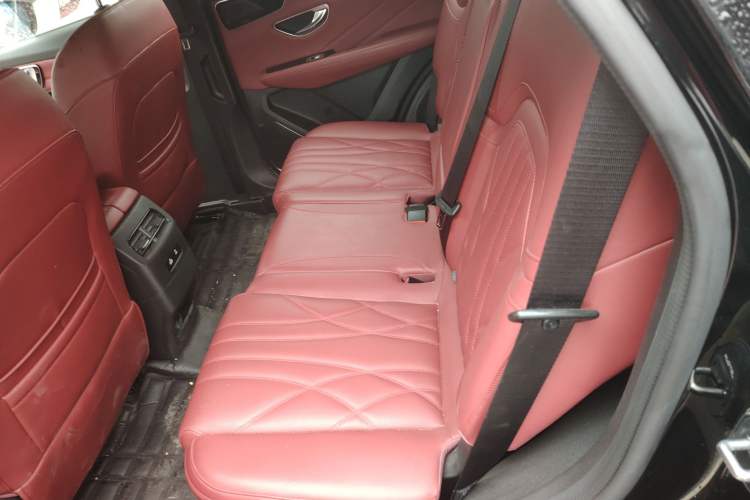 Used JETOUR X70 PLUS 2025 1.5T ZhiZhen Pailong Edition 7-Seater