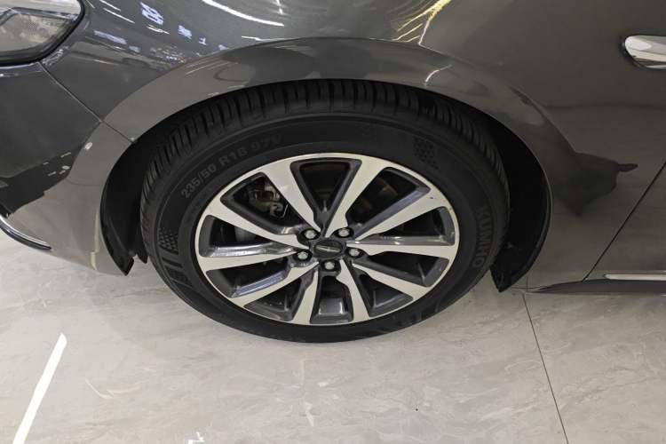 Used Lincoln Continental 2017 2.0T Two-Wheel Drive Deluxe Edition