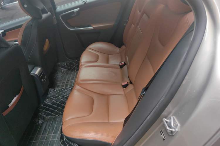 Used Volvo S60 2016 S60L T5 Intelligent Drive Edition Left Rear Seat