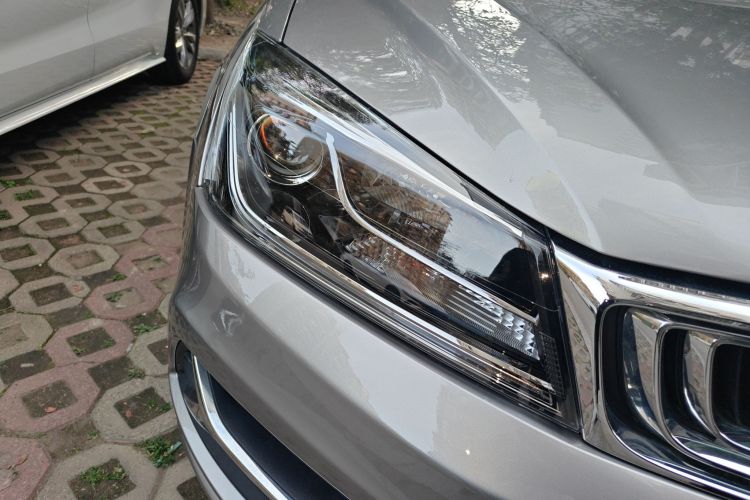 Used Geely Auto Emgrand 2019 Leading Edition 1.5L CVT Luxury Model China VI Standard