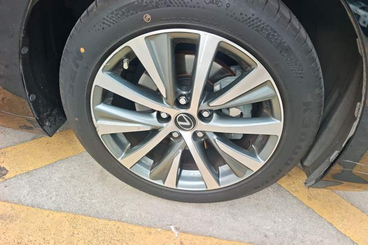 Used Lexus ES 2020 200 Excellence Edition
