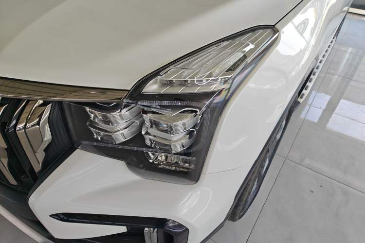 Used GAC Trumpchi GS8 2020 GS8S 390T Two-Wheel Drive Luxury Smart Connectivity Version Left Front Headlight