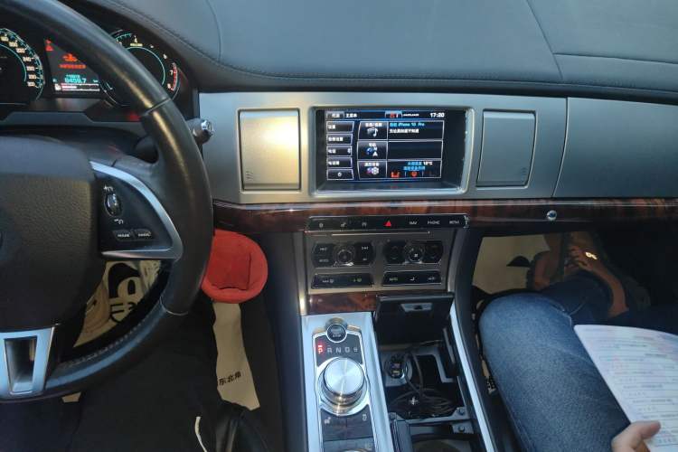 Used Jaguar XF 2015 XF 2.0T Luxury Edition