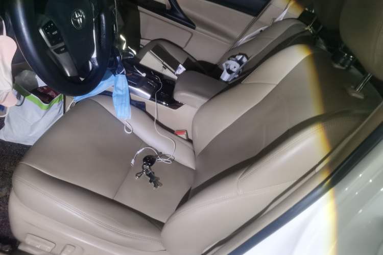 Used Toyota Reiz 2012 2.5V Fengdu Elite Stylish Edition Left Front Seat