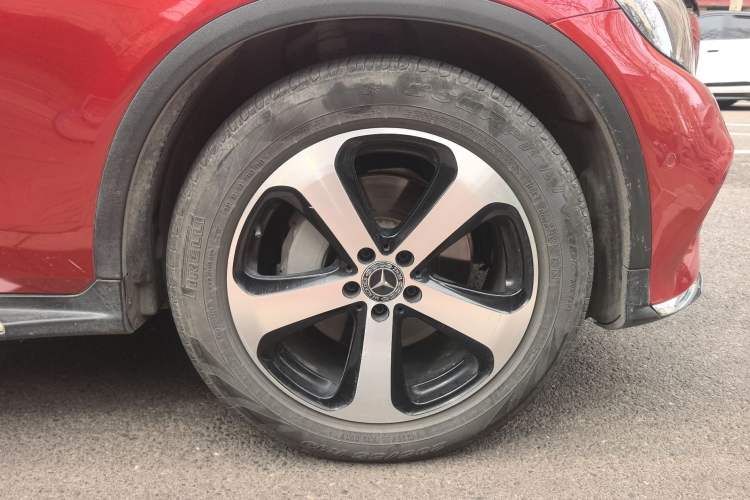 Used Mercedes-Benz GLC 2019 GLC 260 L 4MATIC Luxury Model