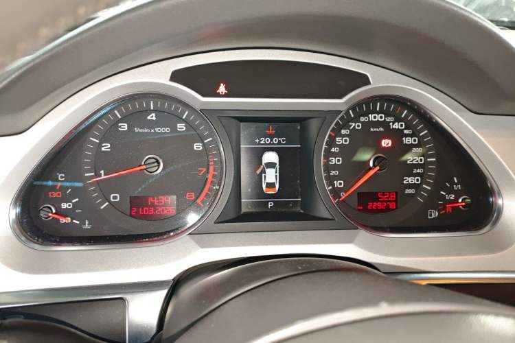 Used Audi A6L 2010 2.4L Technology Edition Instrument Cluster