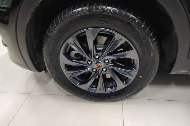 Used Hongqi HS5 2025 2.0T Two-Wheel Drive Flagship Pro Edition