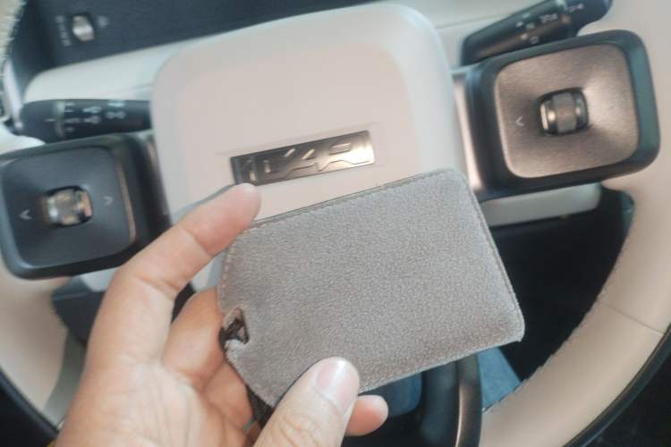 Used iCAR V23 2025 401 Two-Wheel Drive Intelligent Driving Version
