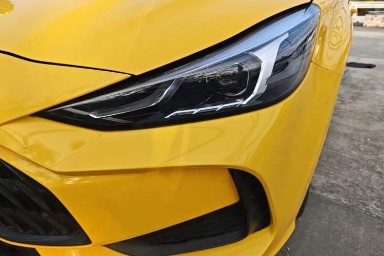 Used MG 5 2021 180 DVVT CVT Youth Luxury Edition
