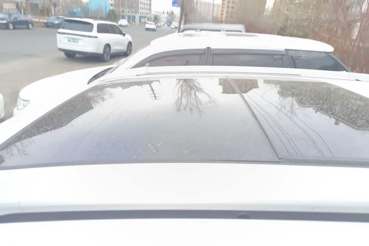 Used Baojun 510 2017 1.5L Automatic Luxury Model Roof