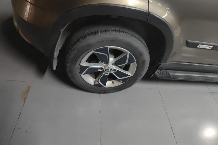Used Skoda Yeti 2016 1.4TSI DSG Advanced Edition Right Rear Wheel Hub