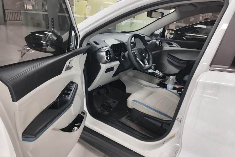 Used BYD Yuan Pro 2023 401 km Deluxe Version