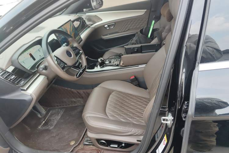 Used BYD Han 2024 DM-i Glory Edition 121KM Prestige Model
