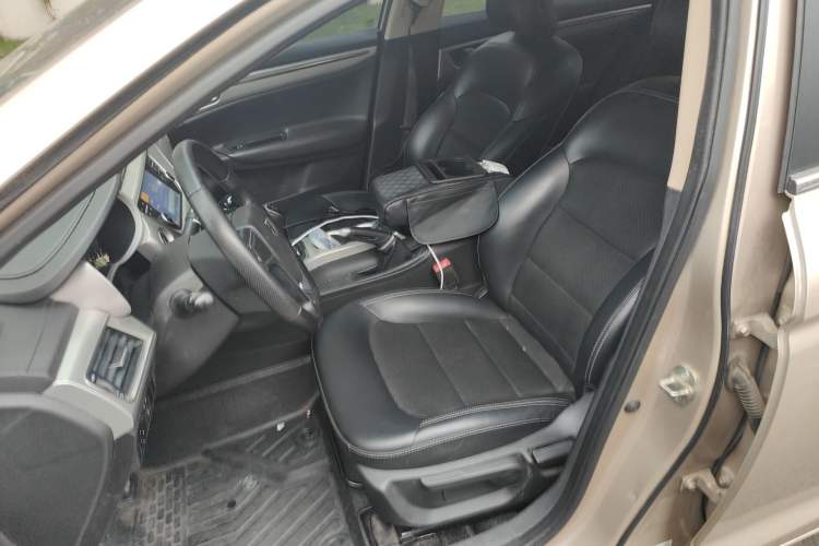 Used Geely Auto Emgrand GL 2017 1.3T Manual Elite Model Left Front Seat