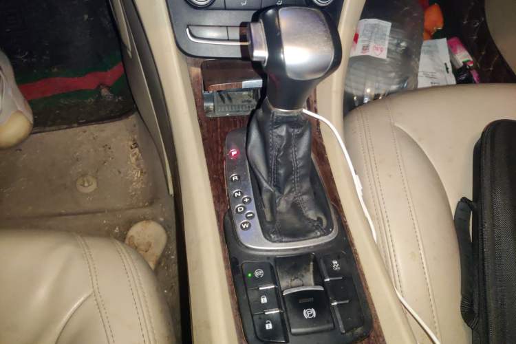 Used Roewe 550 2014 550S 1.8L Automatic Smart Selection Model
