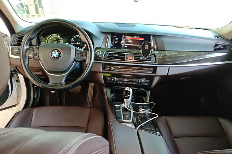 Used BMW 5 Series 2017 525Li Luxury Design Package
