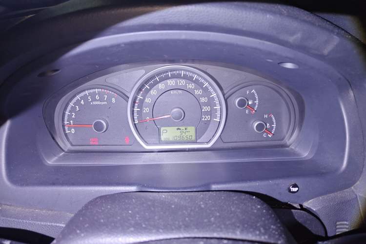 Used Kia Sportage 2011 2.0L Automatic Two-Wheel Drive GLS Instrument Cluster