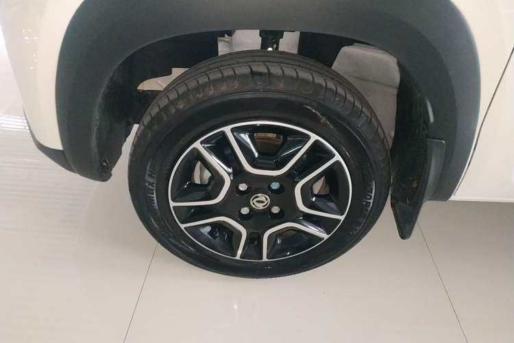 Used Dongfeng NAMMI EX1 2023 PRO Light Wind Edition Lightning Model Left Front Wheel Hub